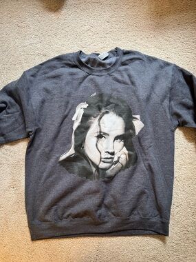 Gildan Charcoal Gray Lana Del Rey sweatshirt